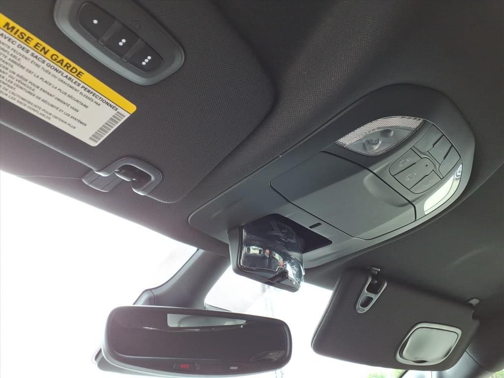 2026 Chrysler Pacifica Select - Photo 26