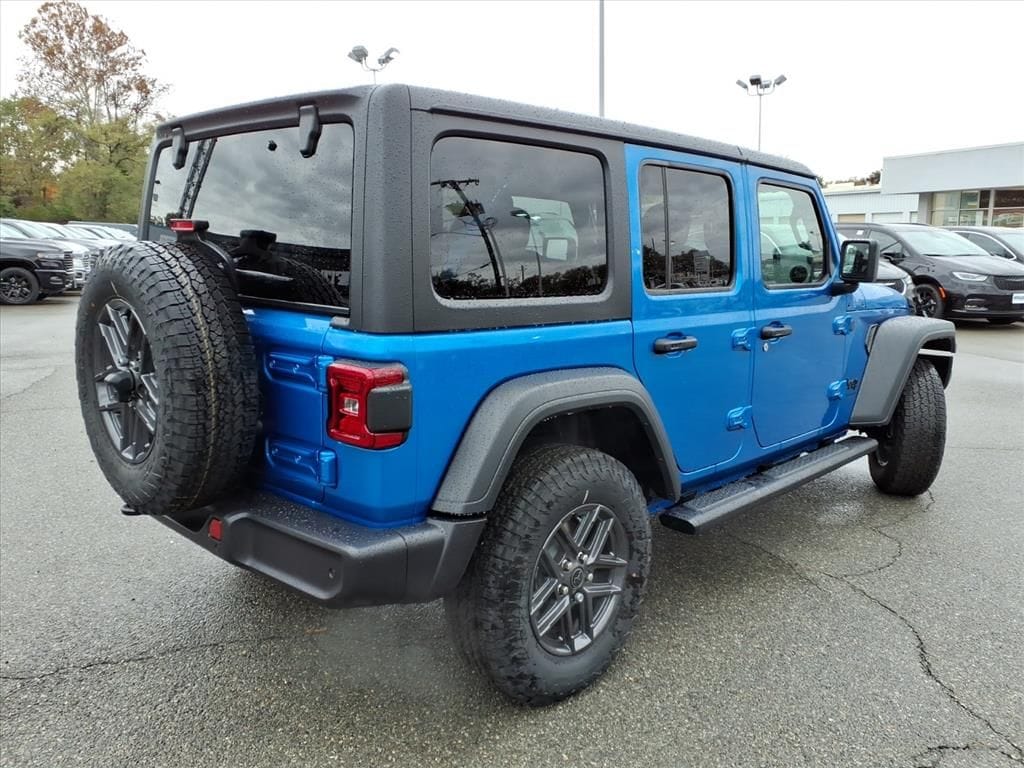 New 2026 Jeep Wrangler 4-DOOR SPORT S Sport Utility