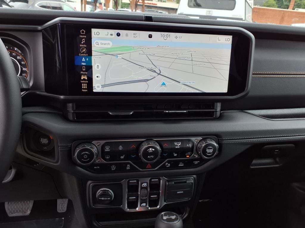2025 Jeep Wrangler 4-Door Sahara - Photo 15