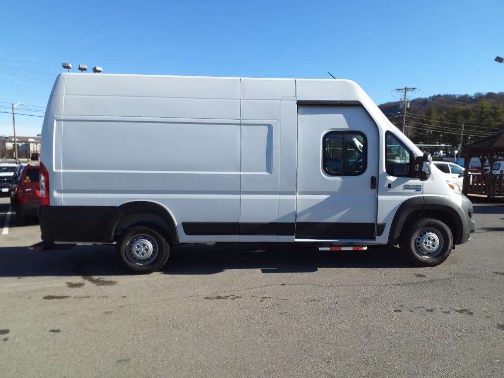 New 2024 Ram ProMaster PROMASTER EV SUPER HIGH ROOF 159â WB EXT Cargo Van