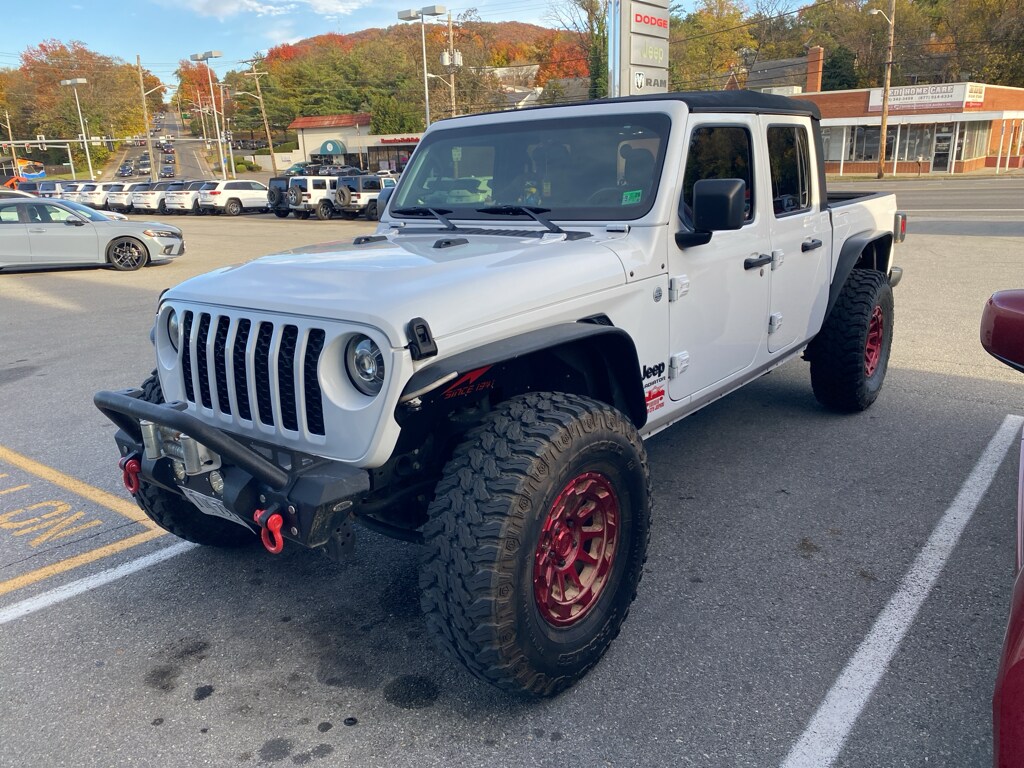 Used 2020 Jeep Gladiator Sport S Crew Cab