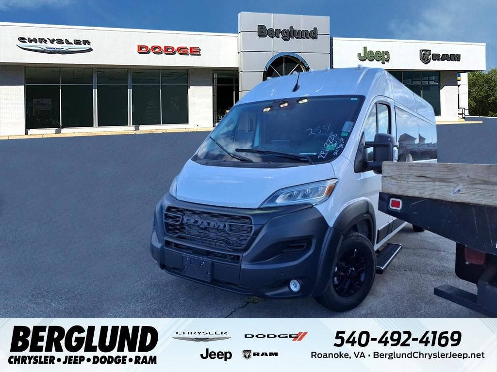 New 2024 Ram ProMaster PROMASTER 2500 SLT+ WINDOW VAN HIGH ROOF 159' WB Cargo Van