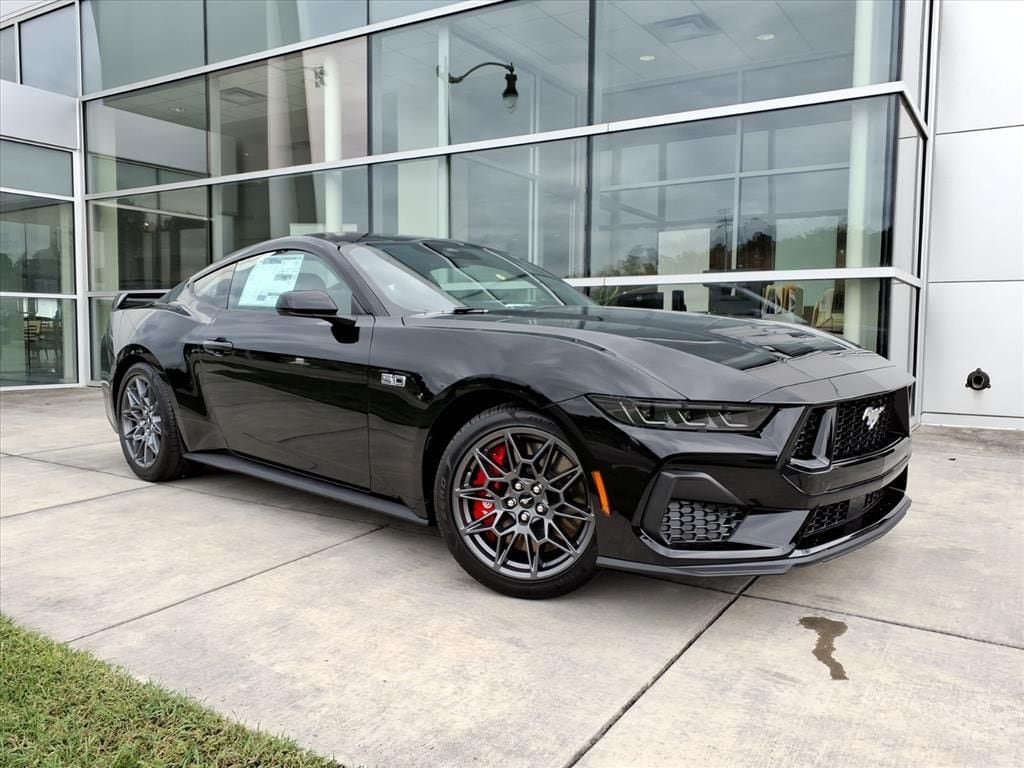 2025 Ford Mustang GT Premium's photo