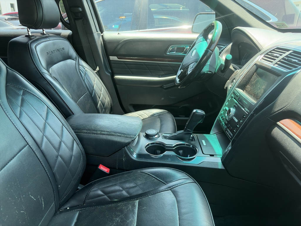 Used 2016 Ford Explorer Platinum SUV