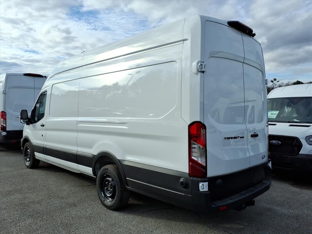2026 Ford Transit Cargo Van photo 2