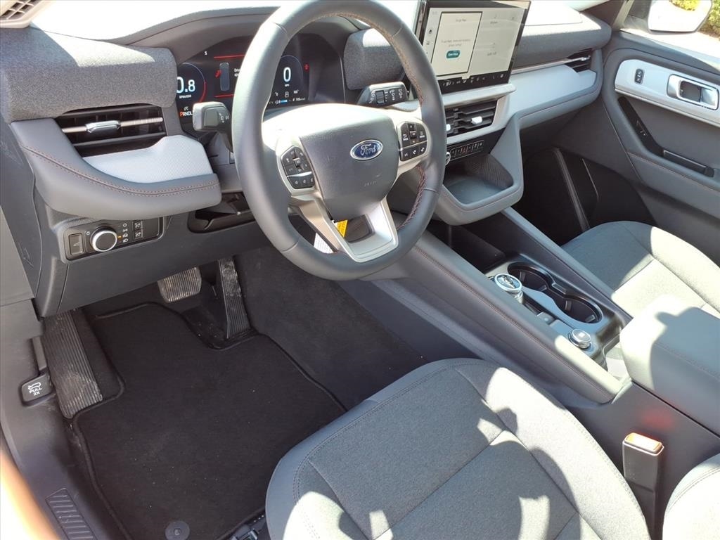 New 2026 Ford Explorer Active w/200A Pkg Sport Utility