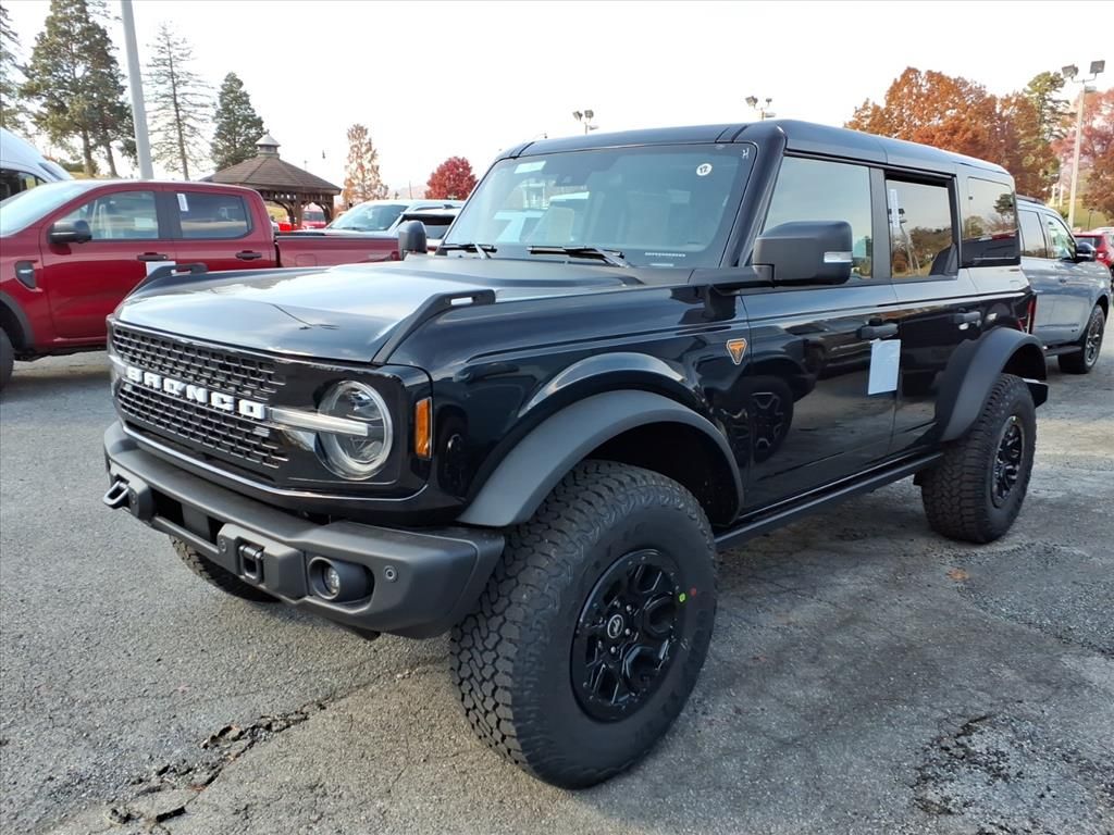 2025 Ford Bronco Badlands photo 2