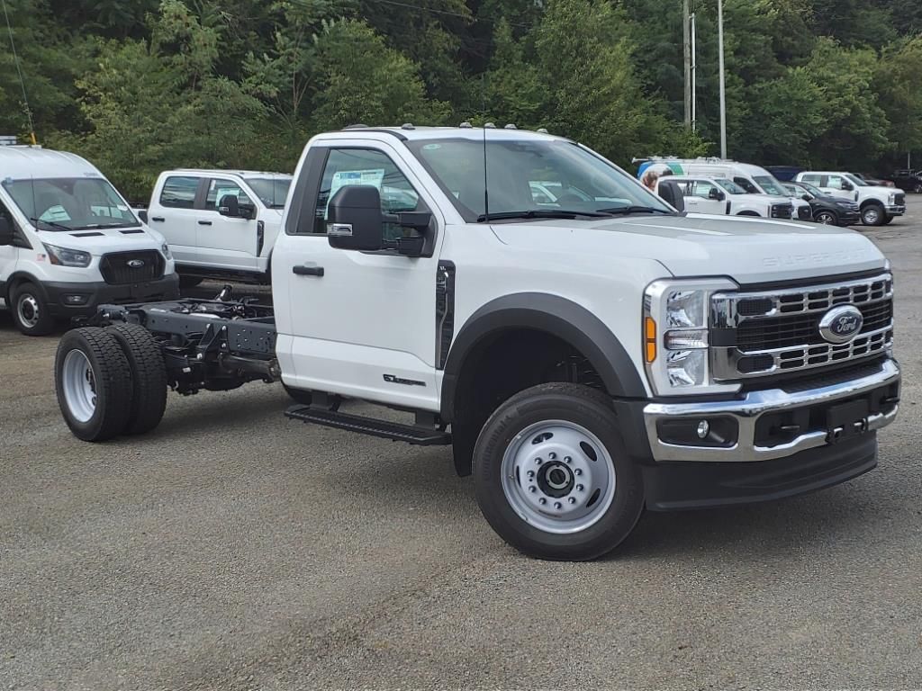 2024 Ford F-550 XL photo 2