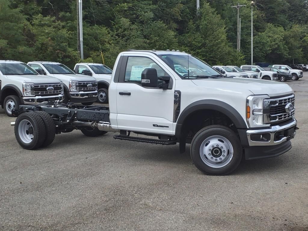 2024 Ford F-550 XL photo 2