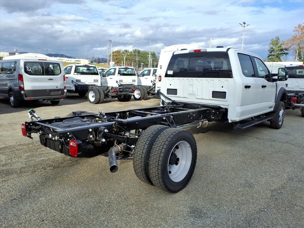 Used 2026 Ford F-550 Chassis Cab XL Crew Cab Truck