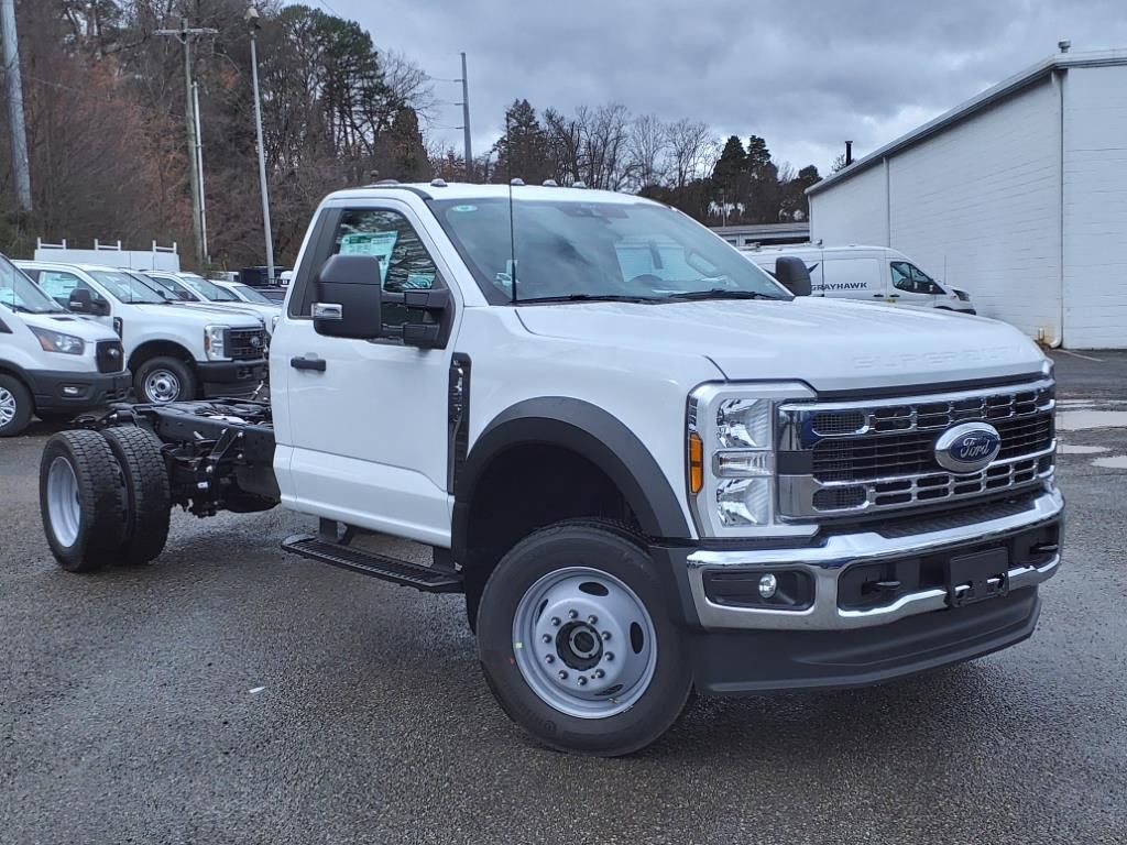 2024 Ford F-550 XL photo 2