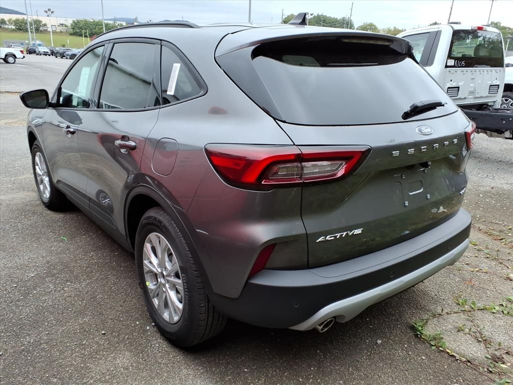 2026 Ford Escape Active photo 3
