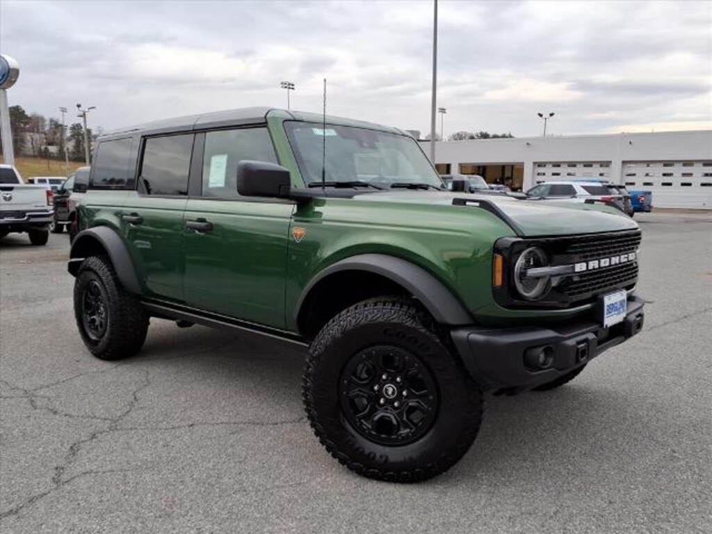Used 2025 Ford Bronco Badlands SUV