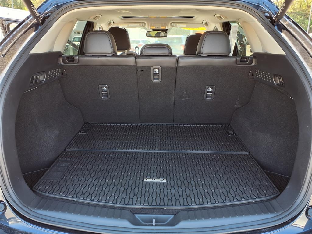 2025 Mazda CX-5 S Preferred package - Photo 16