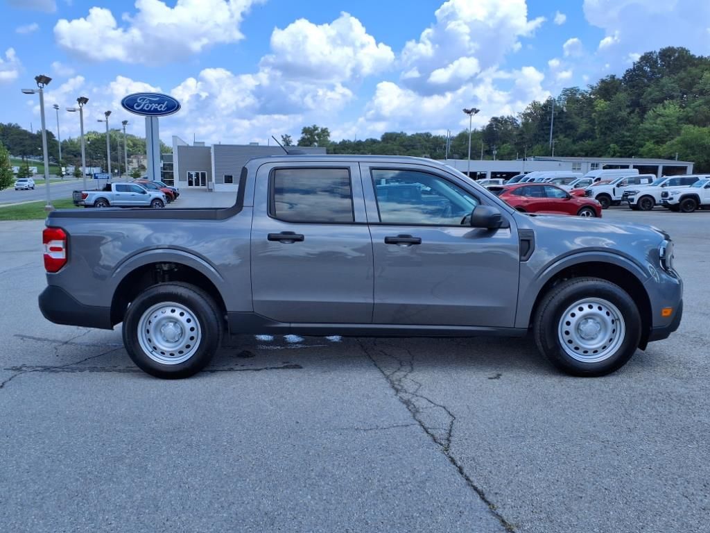 2025 Ford Maverick XL photo 2