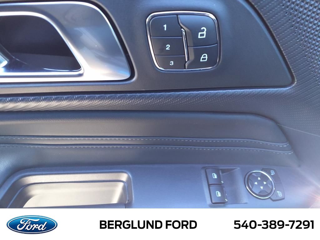 2025 Ford Mustang EcoBoost Premium Fastback - Photo 12