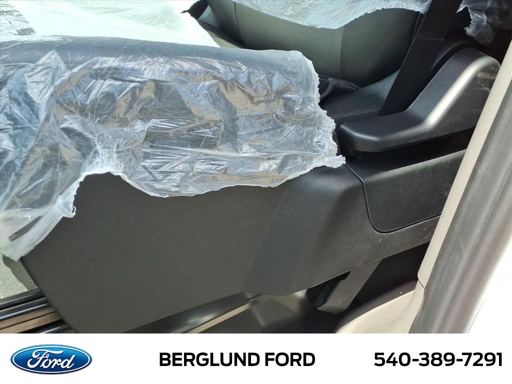 2025 Ford Transit Van Base - Photo 8
