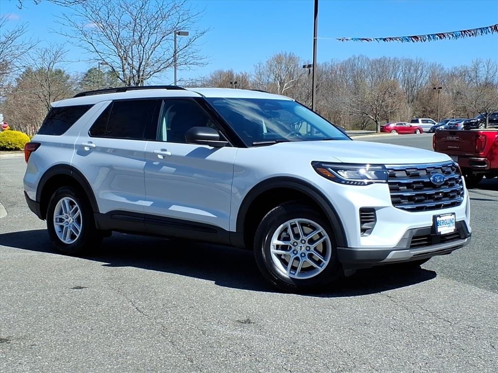New 2026 Ford Explorer Active w/200A Pkg Sport Utility