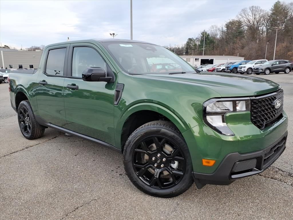 New 2025 Ford Maverick XLT SuperCrew