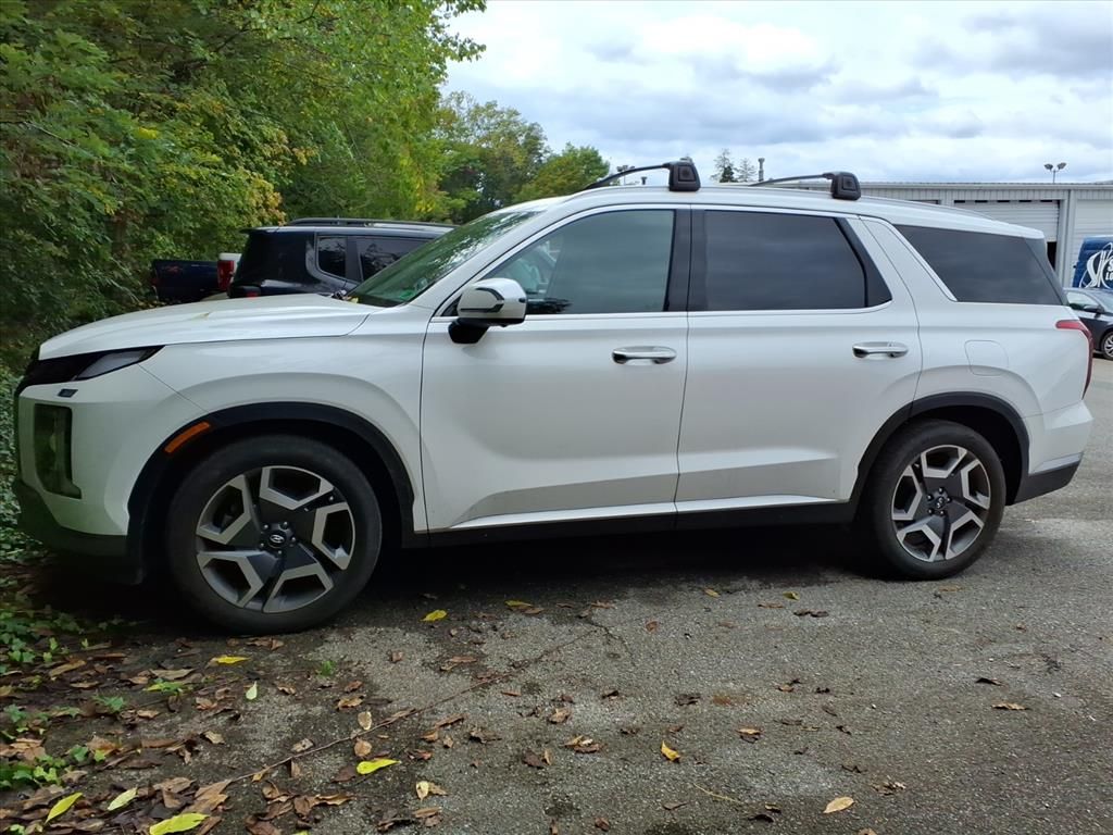 2023 Hyundai Palisade SEL photo 2