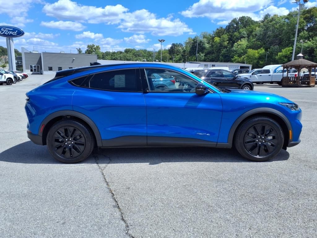 2025 Ford Mustang Mach-E Select photo 2