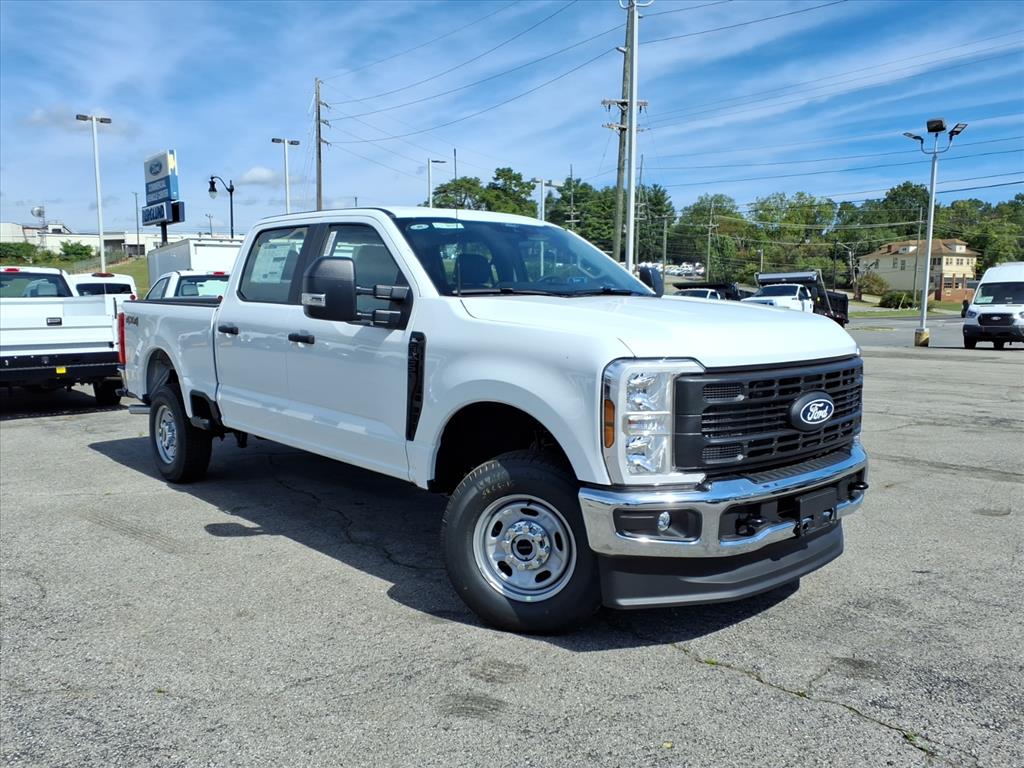 2027 Ford F-250 XL Crew Cab