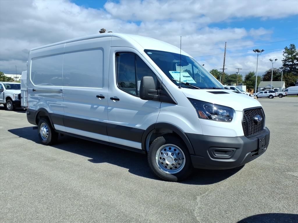2025 Ford Transit Van Base's photo