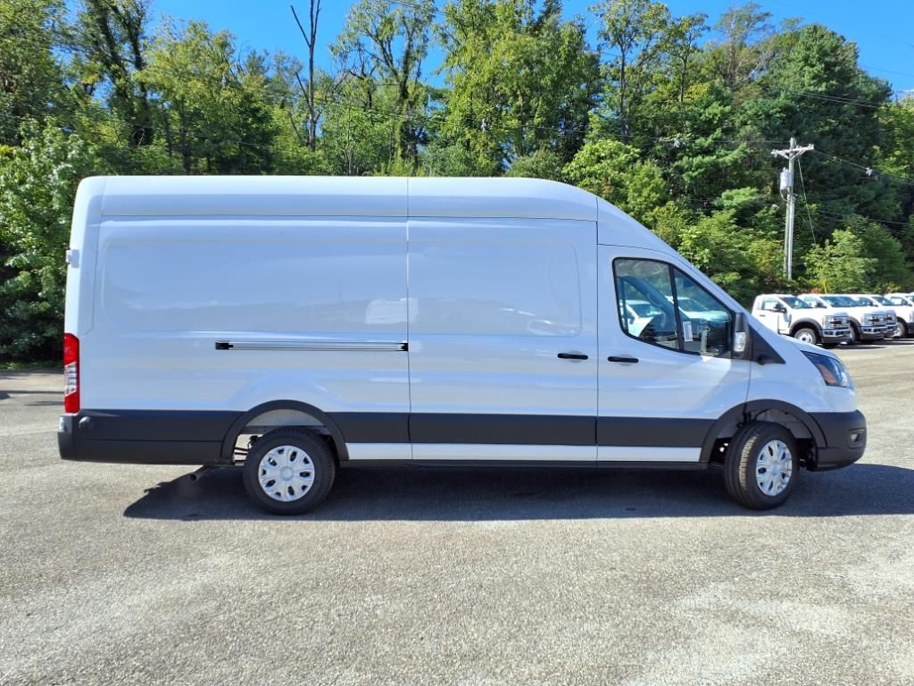 2025 Ford Transit Cargo Van photo 3