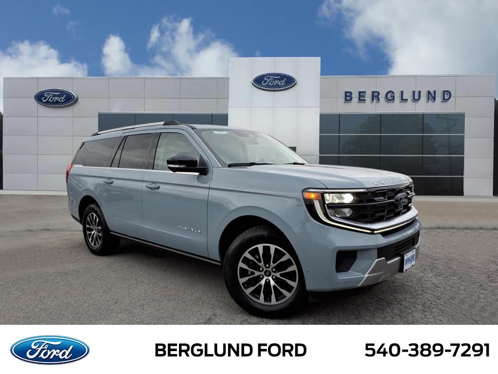 2025 Ford Expedition Platinum's photo