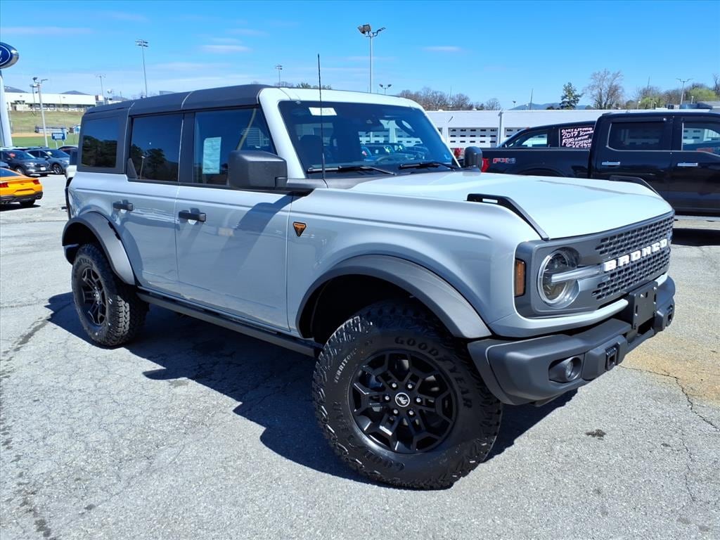 New 2026 Ford Bronco Badlands Sport Utility