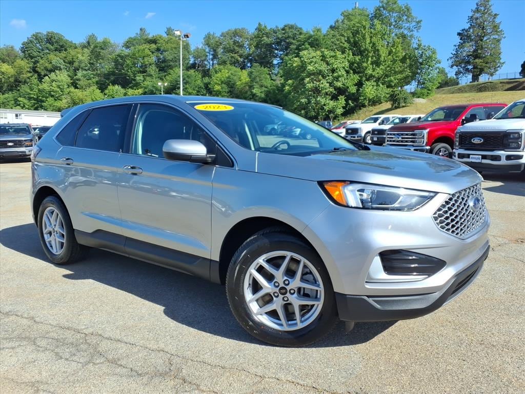 Used 2023 Ford Edge SEL SUV