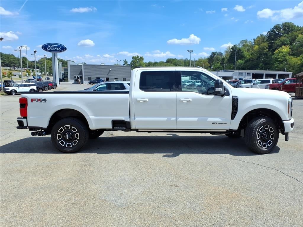 New 2026 Ford F-350 Platinum Crew Cab