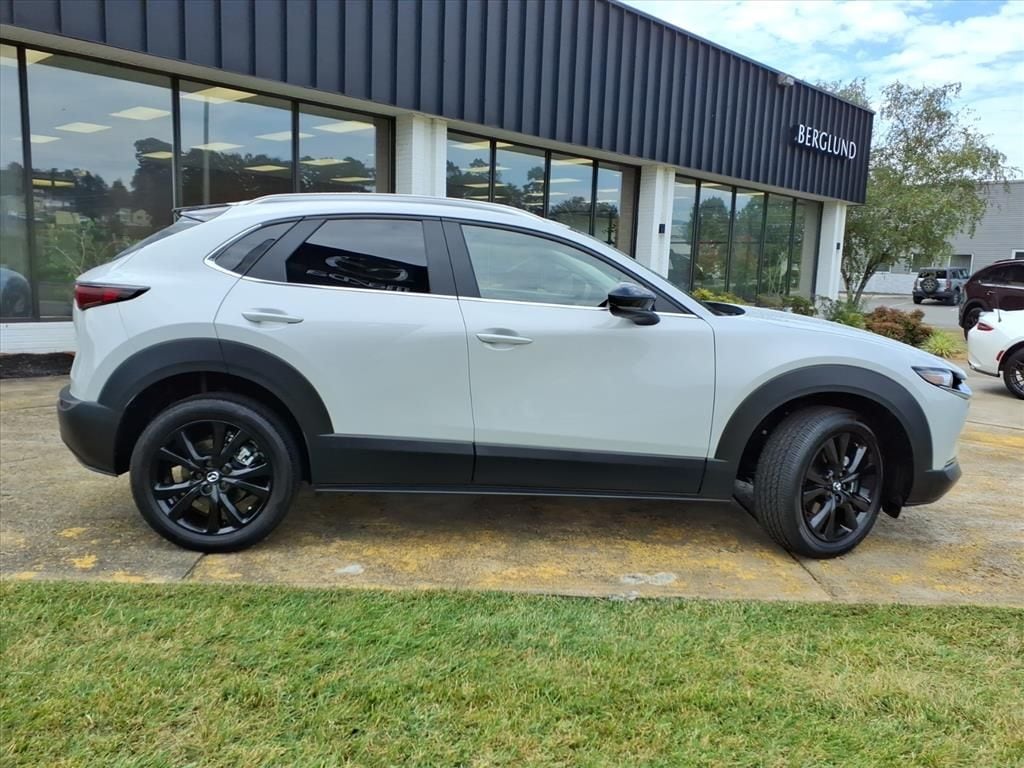 New 2025 Mazda CX-30 2.5 S Select Sport Sport Utility