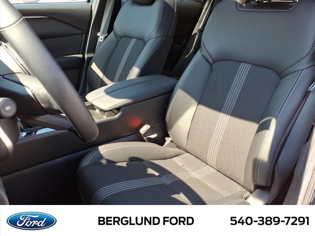 2025 Mazda CX-50 Premium - Photo 18