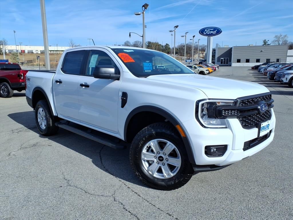 New 2025 Ford Ranger XL SuperCrew