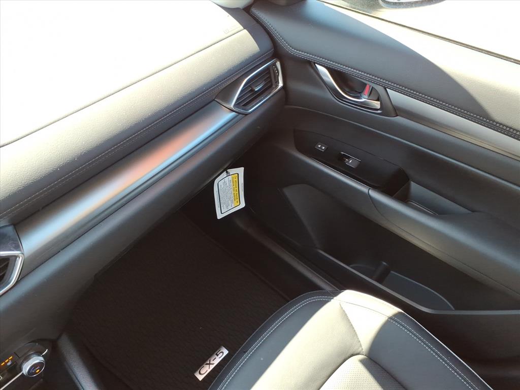2025 Mazda CX-5 S Preferred package - Photo 34