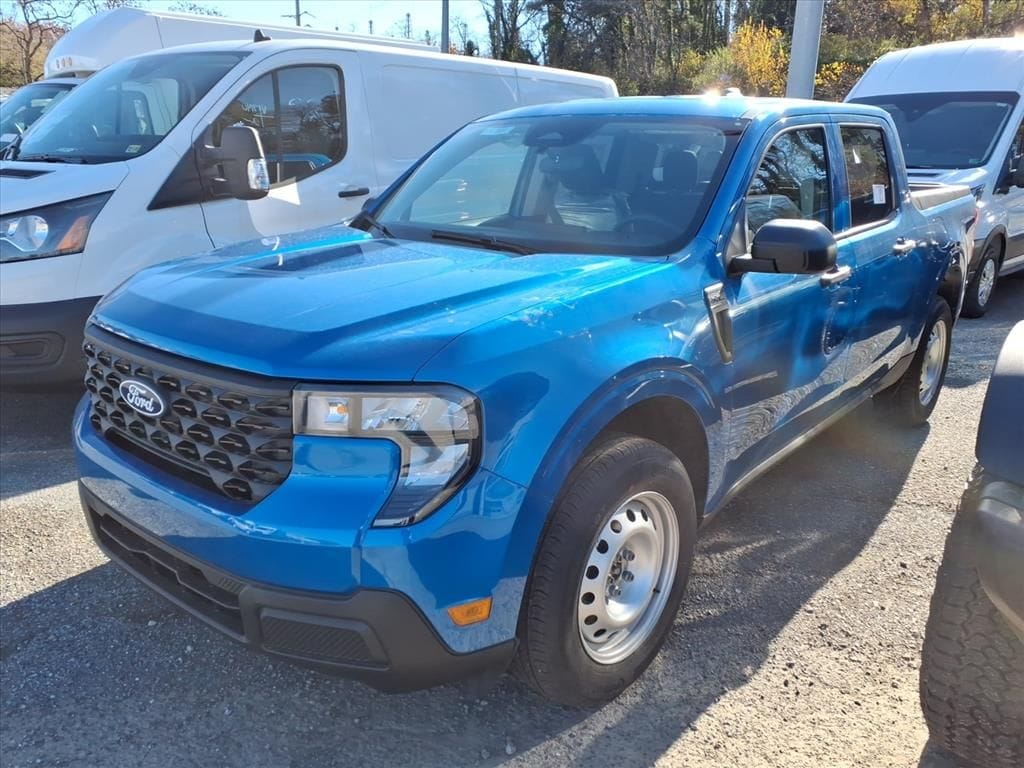 Used 2025 Ford Maverick XL Crew Cab Short Bed Truck