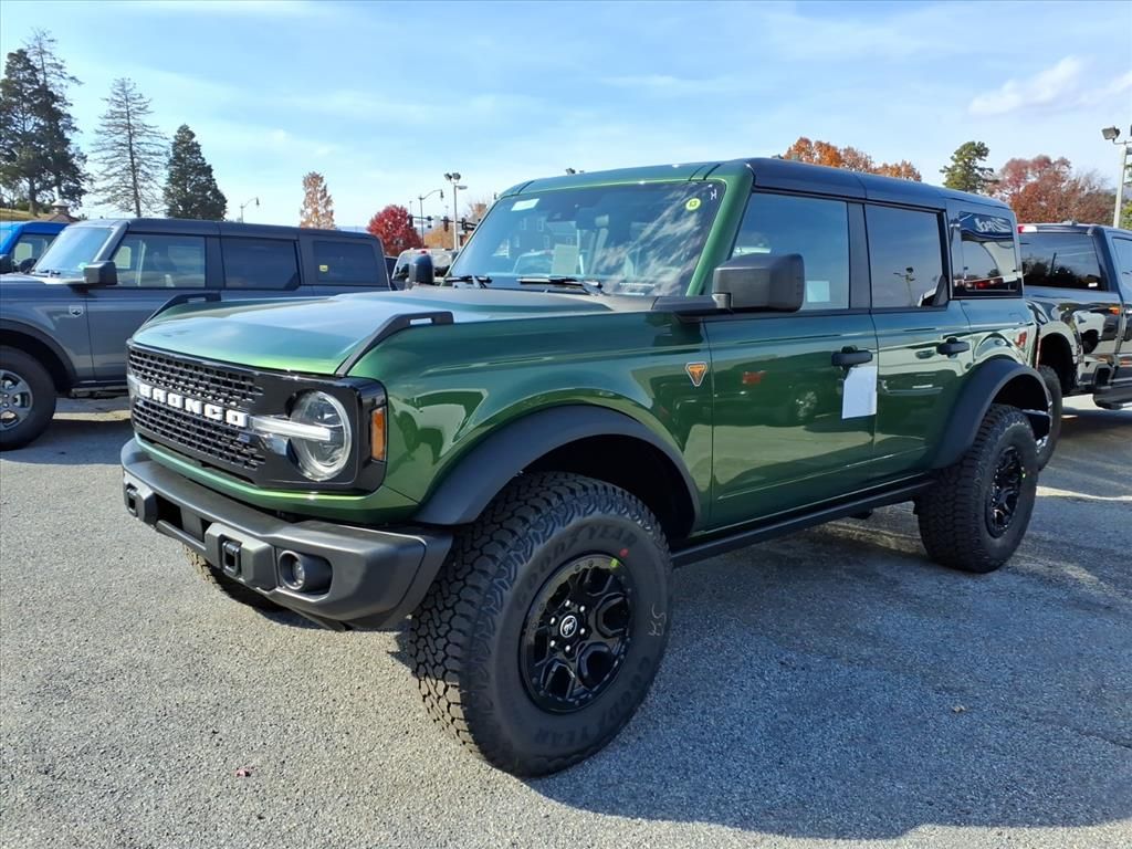 2025 Ford Bronco Badlands photo 3