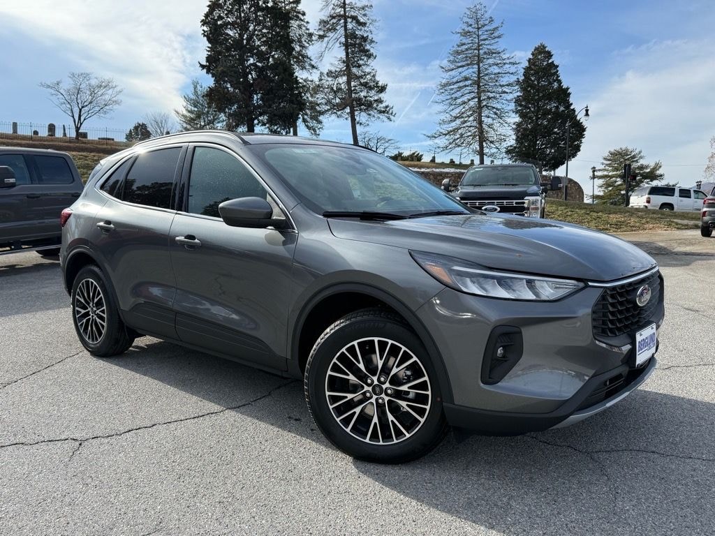 New 2026 Ford Escape Phev Sport Utility