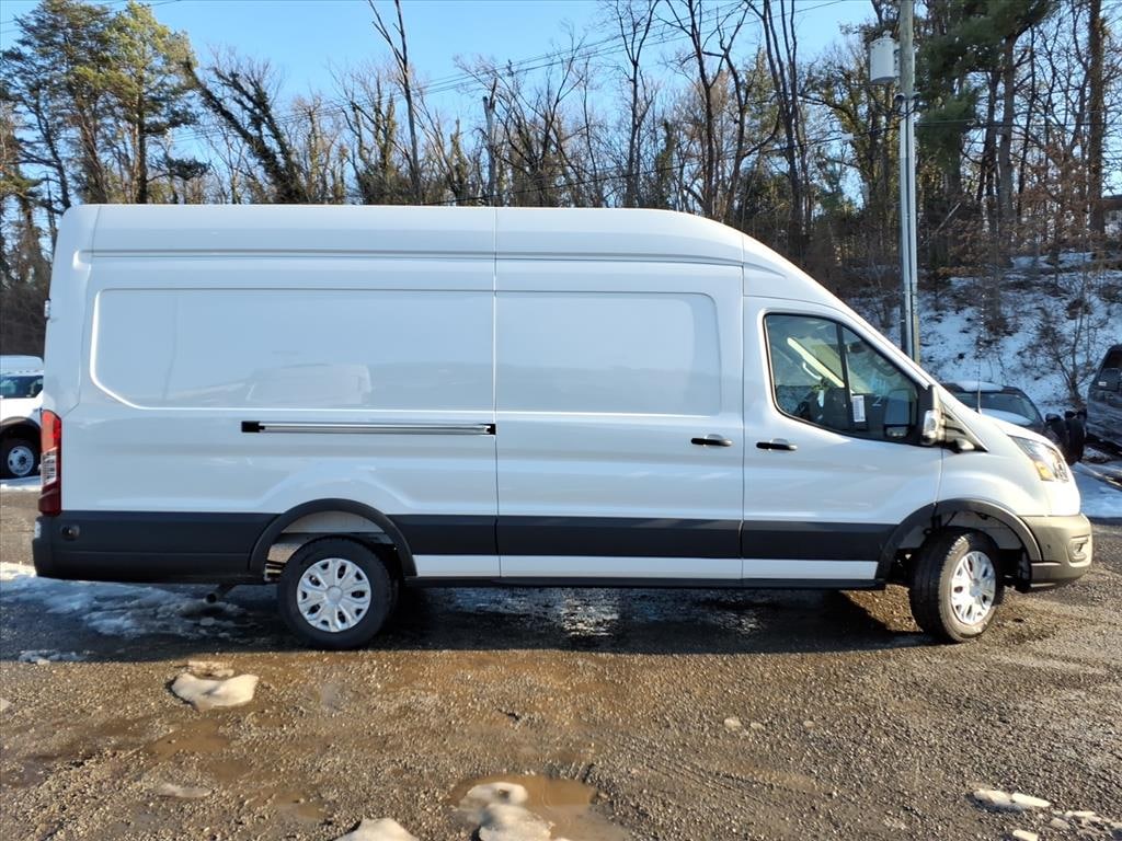 New 2026 Ford Transit Van Base Extended Cargo Van