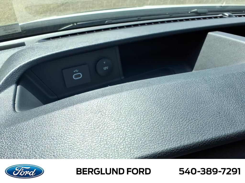 2025 Ford Transit Van Base - Photo 17