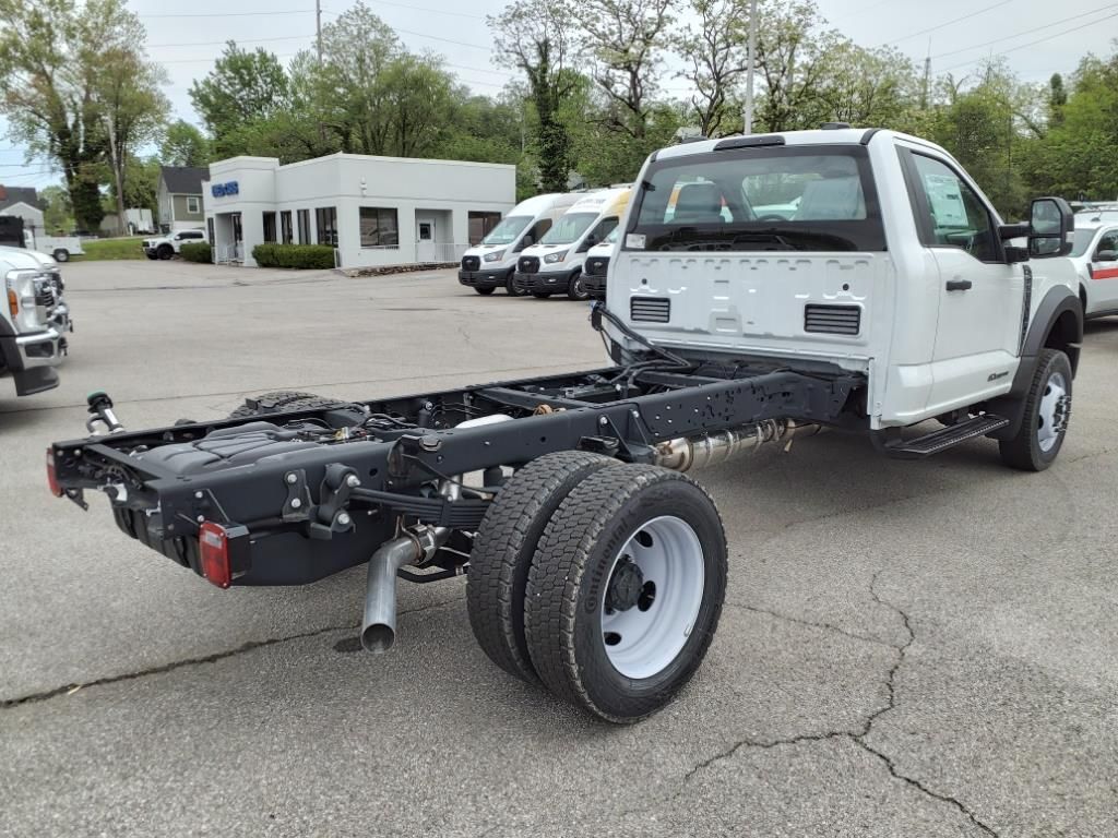2024 Ford F-550 XL photo 4