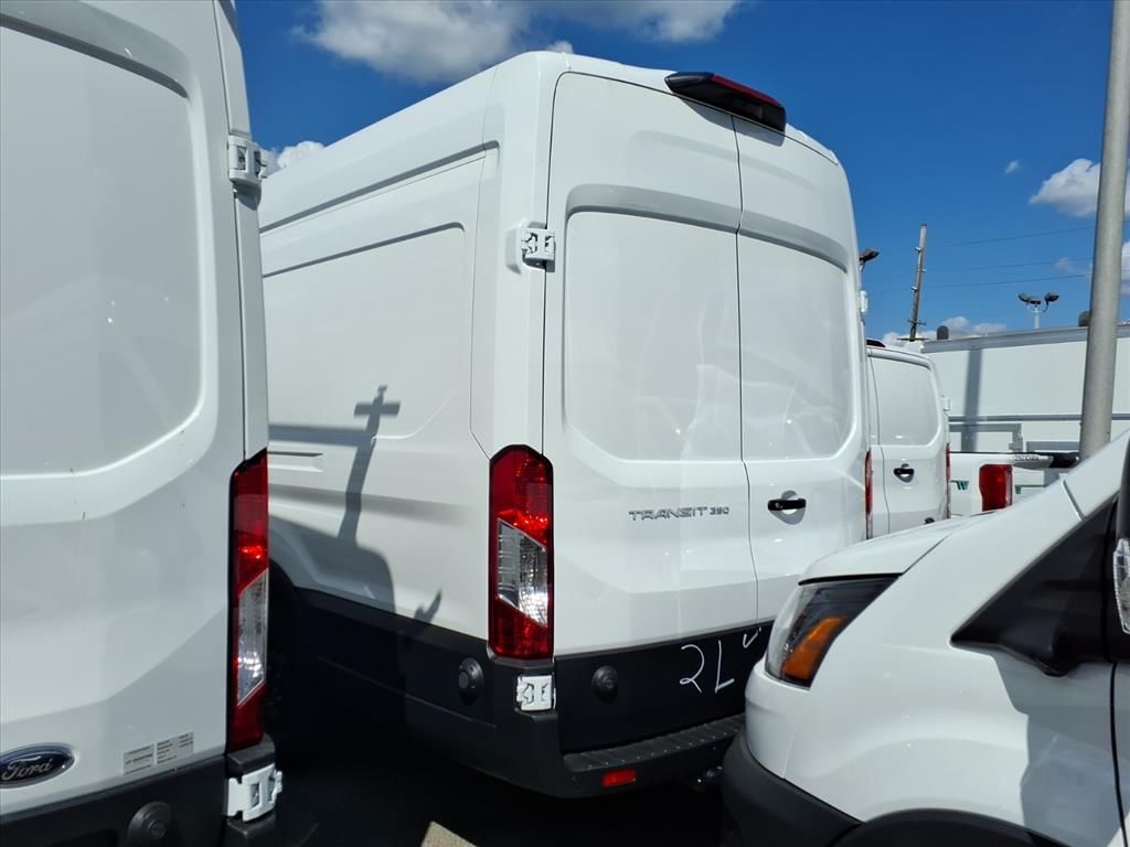 2025 Ford Transit Cargo Van photo 2