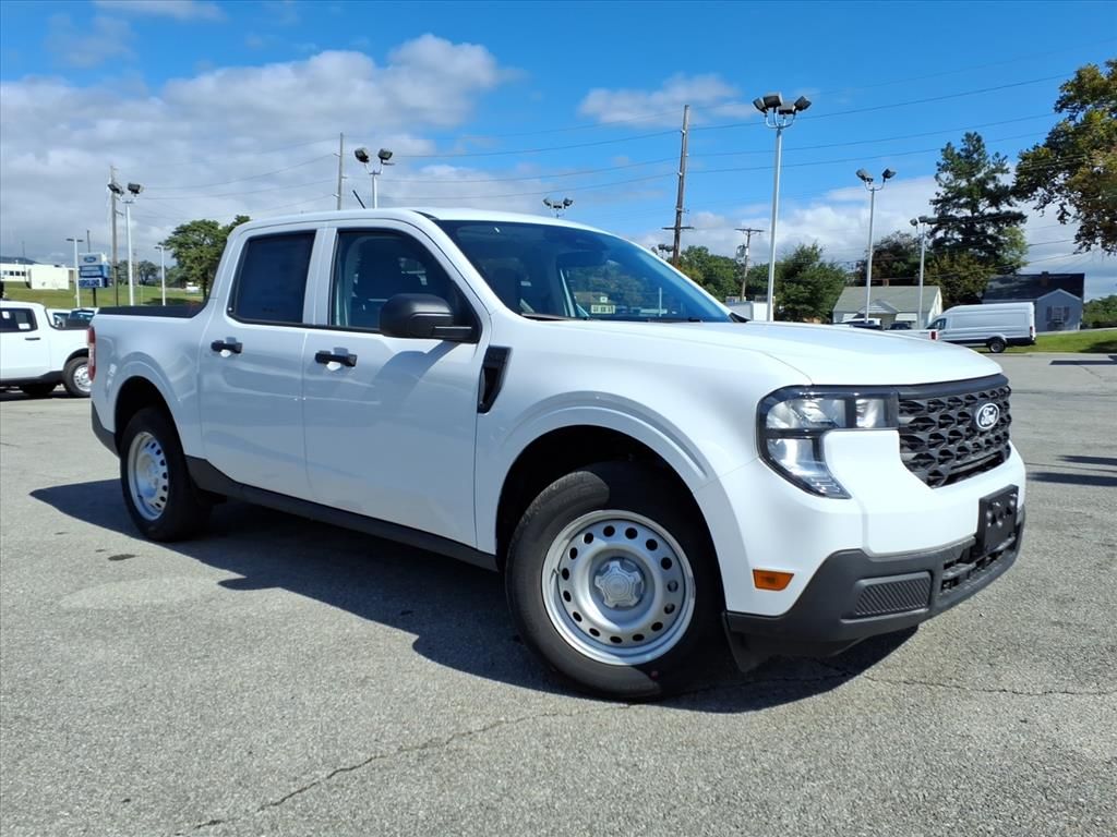 2025 Ford Maverick XL photo 2