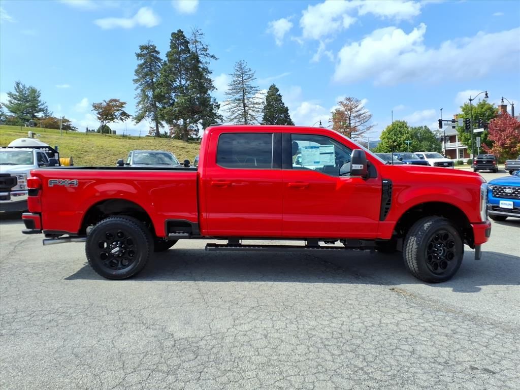 2026 Ford F-250 XLT photo 2