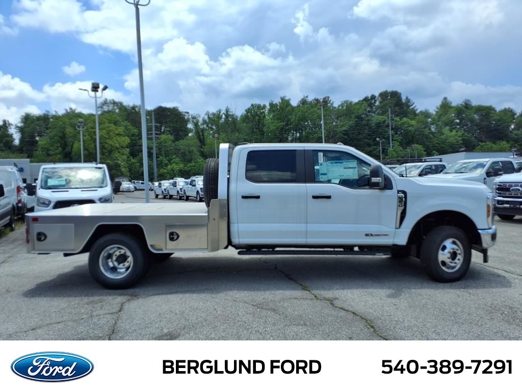 2024 Ford F-350 XL photo 2