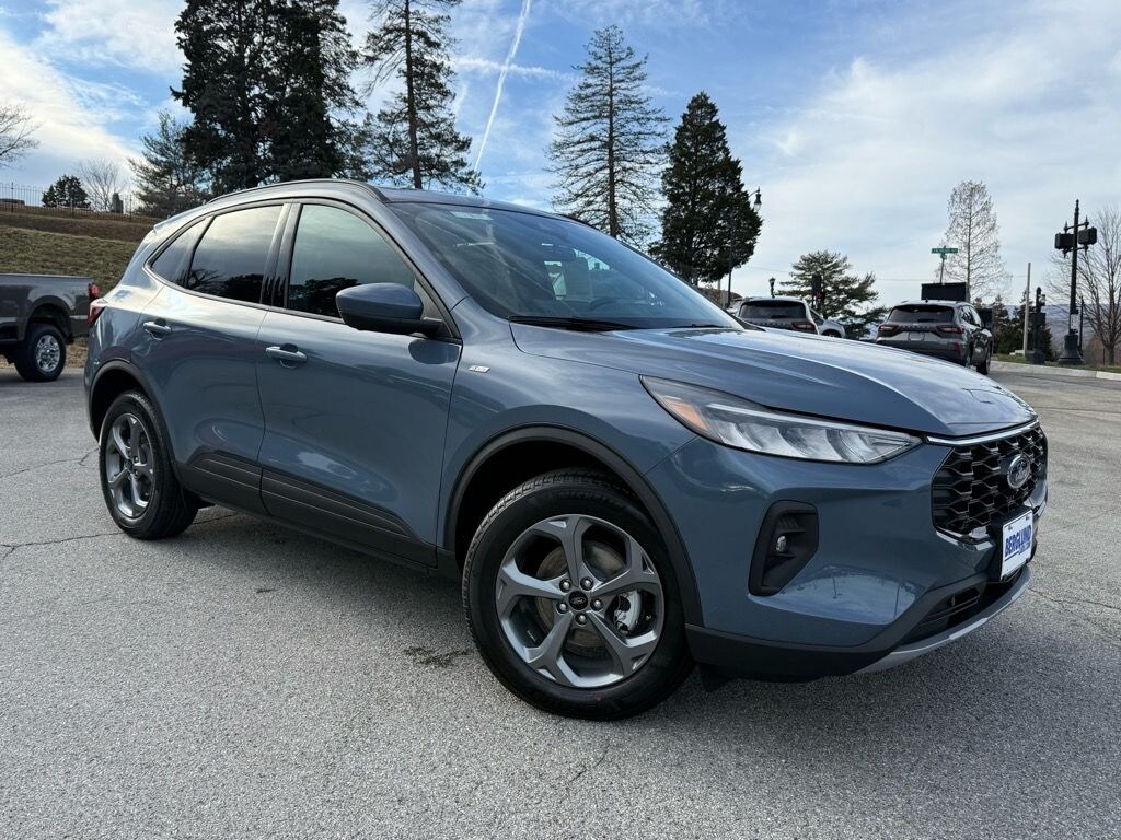 New 2026 Ford Escape ST-Line Select Sport Utility