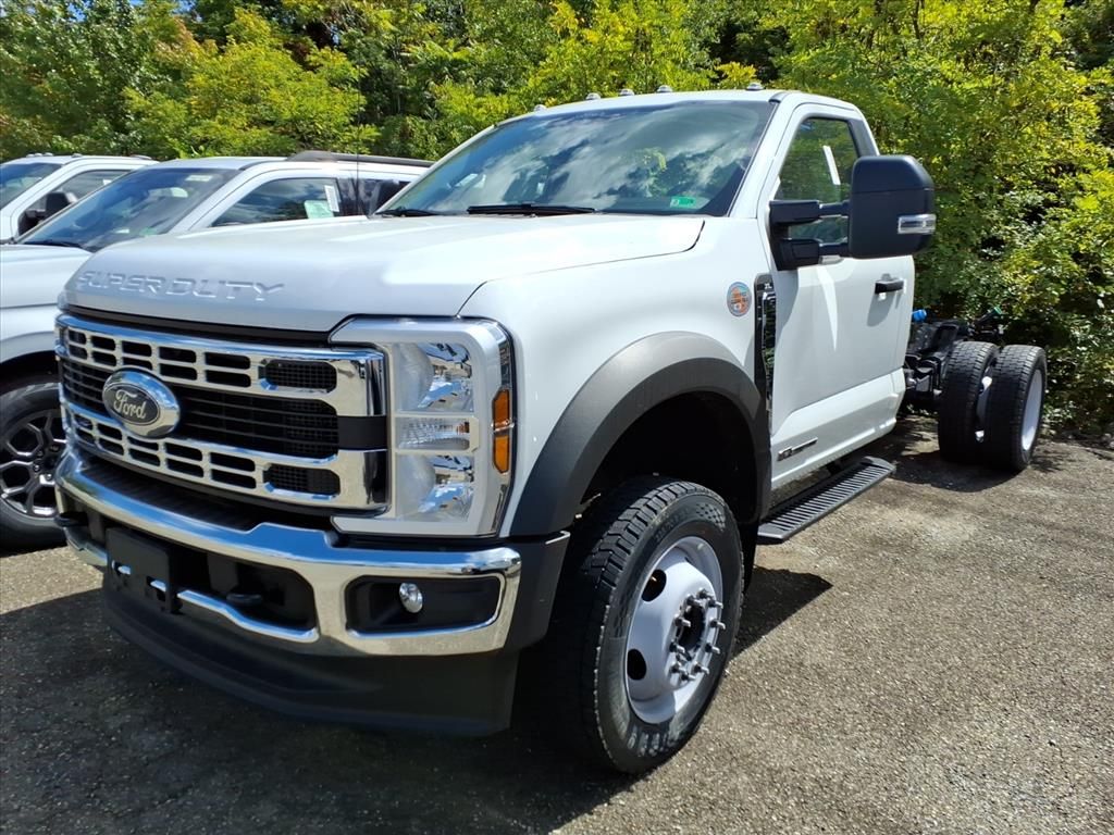 2024 Ford F-550 XL photo 3