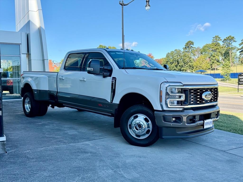 New 2026 Ford F-350 King Ranch Crew Cab
