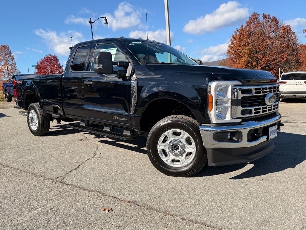 New 2026 Ford F-250 XLT Extended Cab